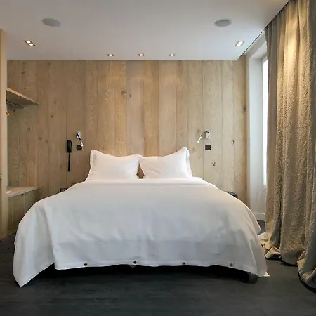 Hotel Hidden
