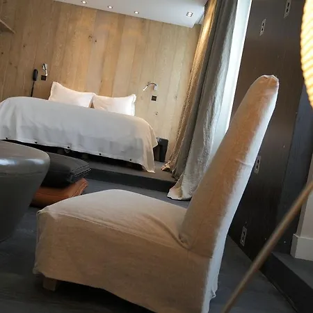 Hidden Hotel