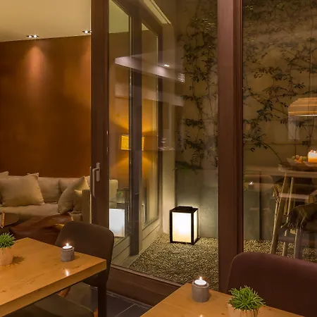 Hotel Hidden Paříž