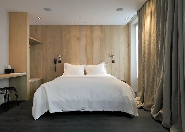 Hidden Hotel 4*
