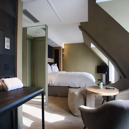 Hotel Hidden Paris